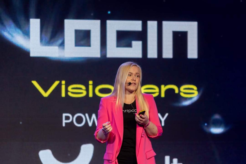 Greta Pudan on stage